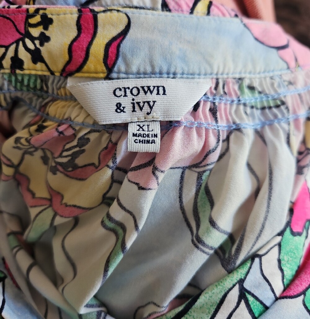 Crown & Ivy Blouse with Light Blue, Pink & Yellow Blooms - Picture 6 of 7